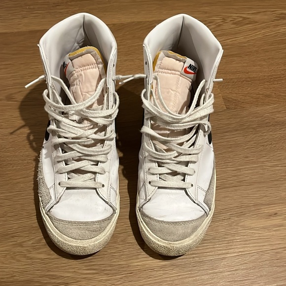 Nike blazer mid 77 high top sneaker - Picture 3 of 6